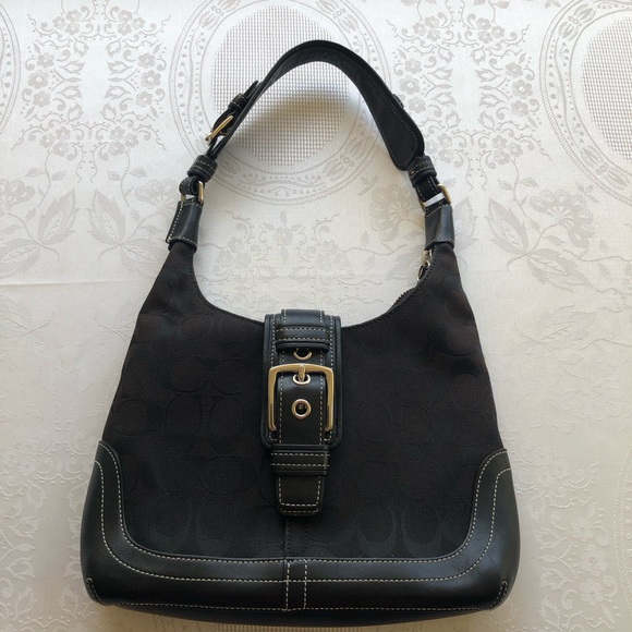 Coach Handbags - COACH Signature Hampton Shoulder Bag Black Leather/Canvas Purse Zippered Clasp